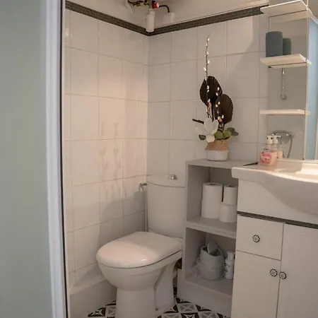 Very Quiet Palm Close Apartman *